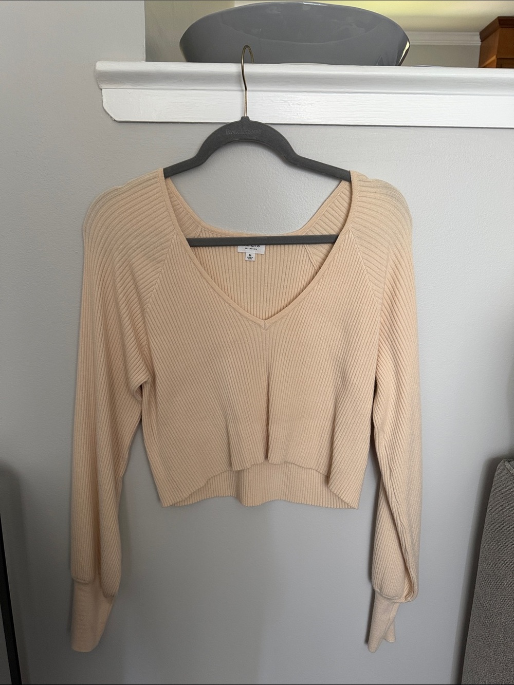 Le Lis Beige Ribbed V-Neck Sweater